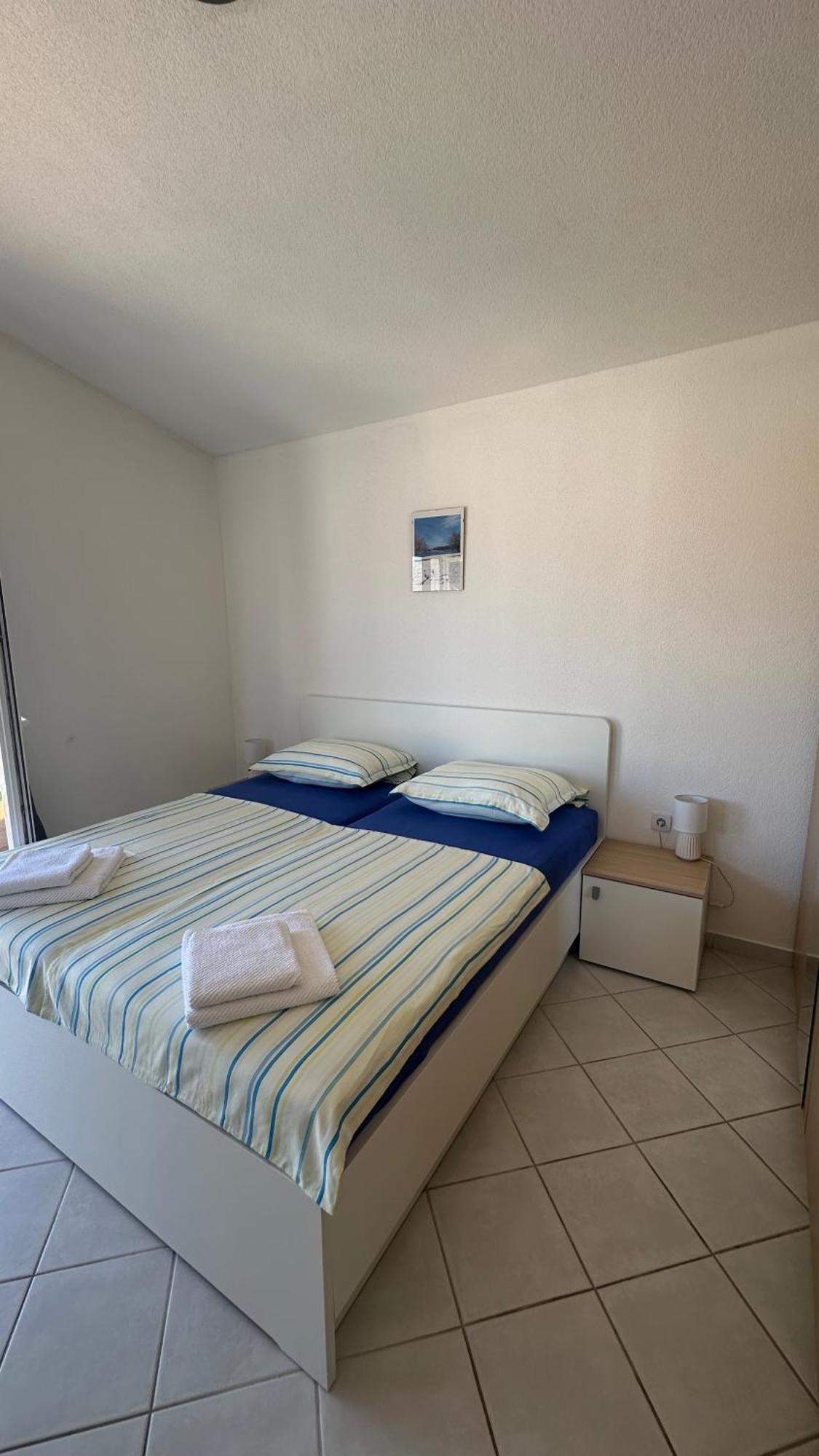 Apartment Arleta Трогір Екстер'єр фото